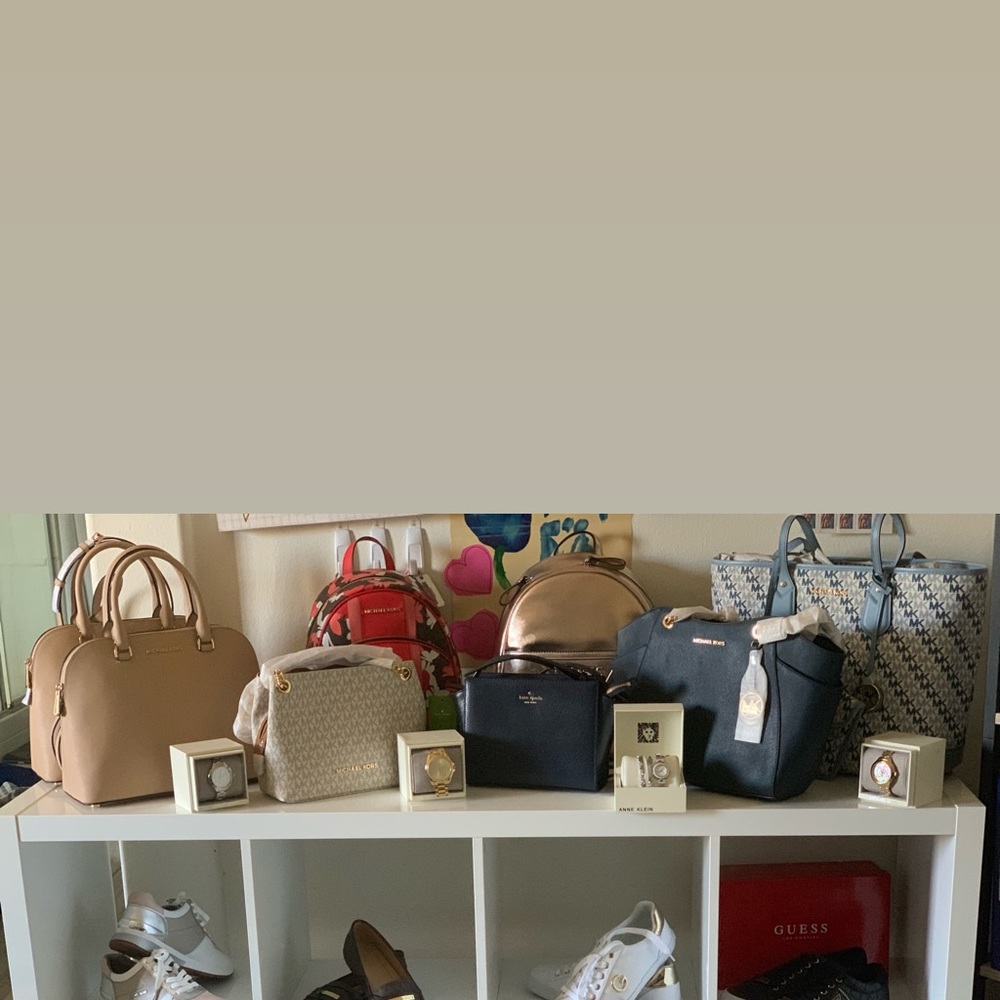 Meet your Posher, Ella